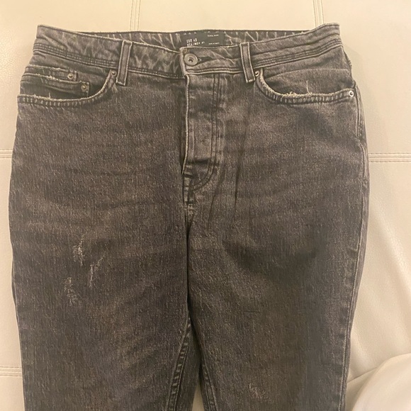 Zara man greyish black jeans I’m like new condition - Picture 1 of 6